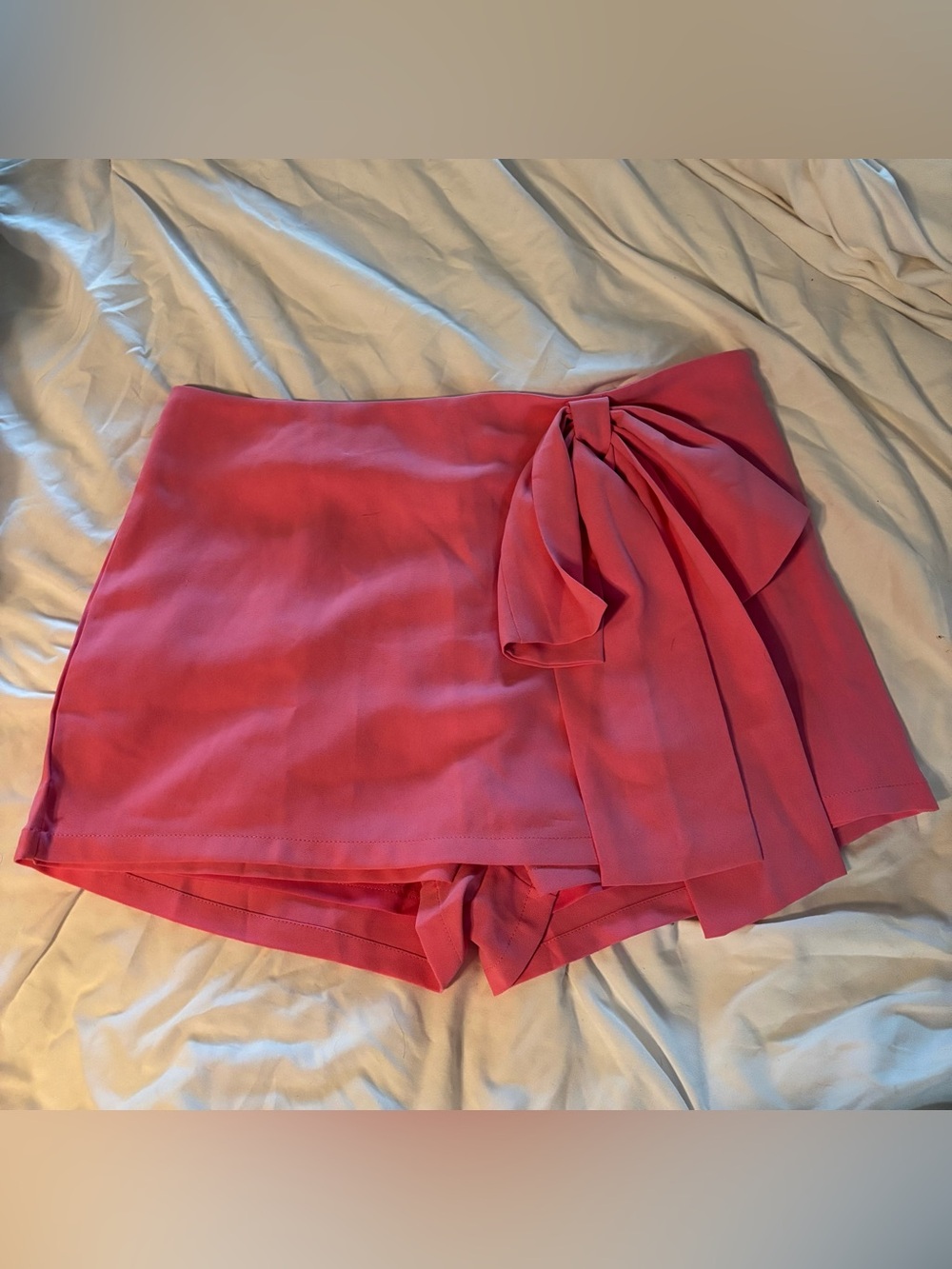 NWT Bow skort